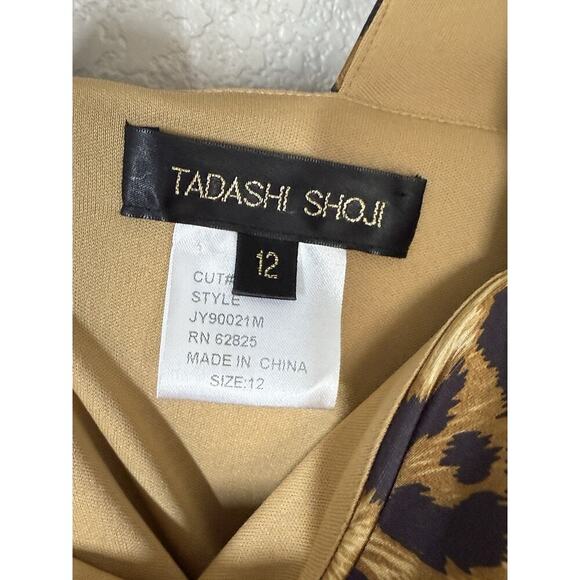Tadashi Shoji Animal Print Sheath Dress Size 12 Ruched Cap Sleeves Leopard Satin - Picture 2 of 5